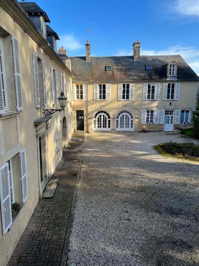 Bright Apt 70M2 In Bayeux Historic Center W Pkg Ngoại thất bức ảnh