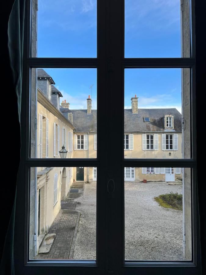 Bright Apt 70M2 In Bayeux Historic Center W Pkg Ngoại thất bức ảnh