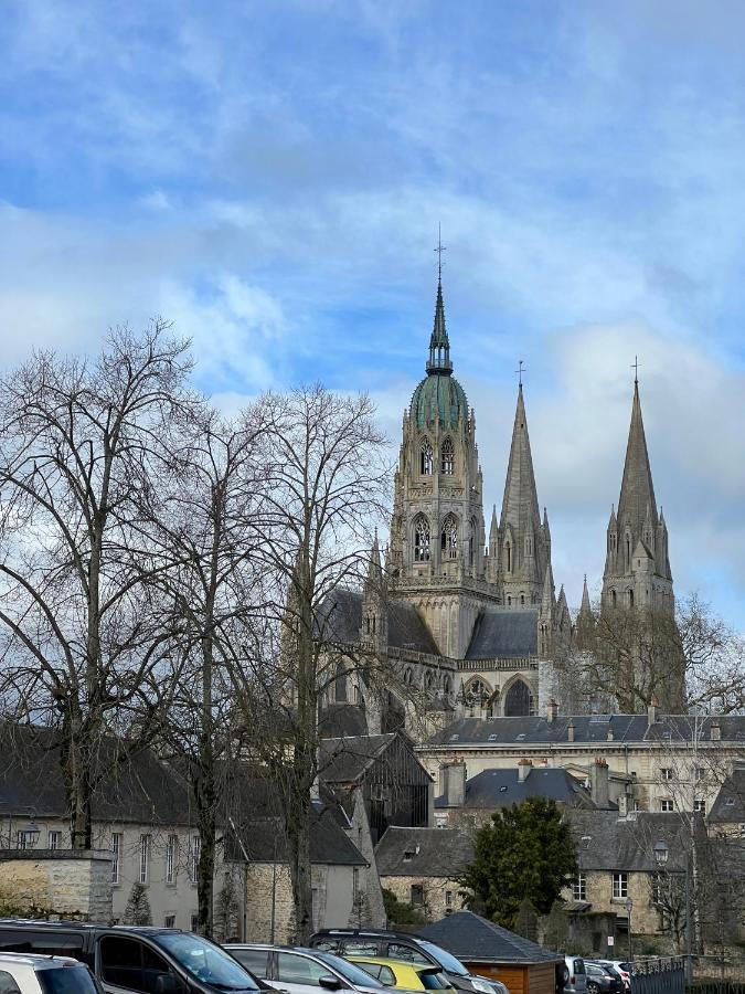 Bright Apt 70M2 In Bayeux Historic Center W Pkg Ngoại thất bức ảnh